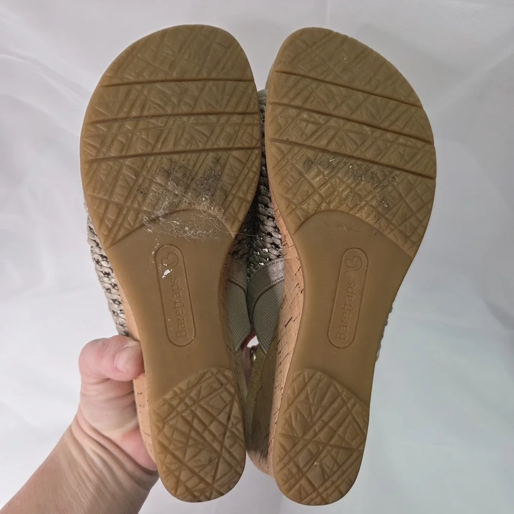 Baretraps Womens Champagne Sz 7.5‎ Flossey Woven Wedge Sandal Boho Beachy Resort